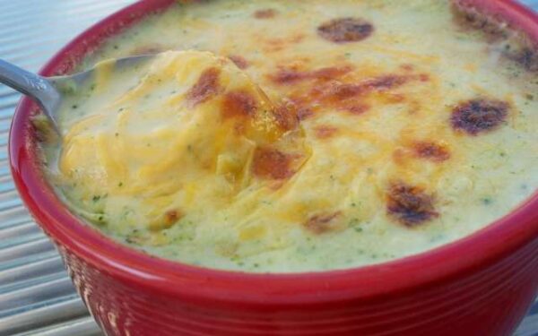 Broccoli Soup With Cheddar Cheese