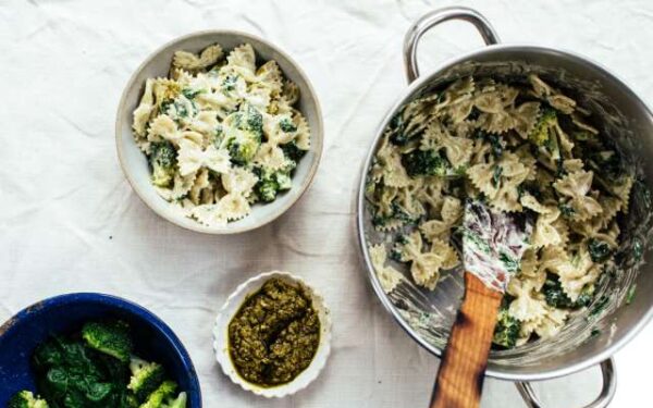Creamy Vegan Pesto Pasta With Broccoli