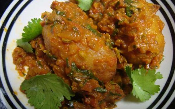Dum Aloo (Fried Potatoes in Spicy Sauce )