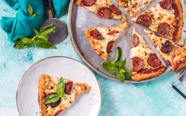 Keto Pepperoni Pizza