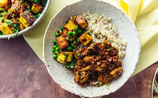 Mattar Paneer – Indian Peas with Paneer Cheese