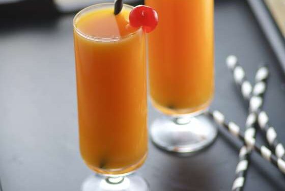 Peach Paradise Cocktail