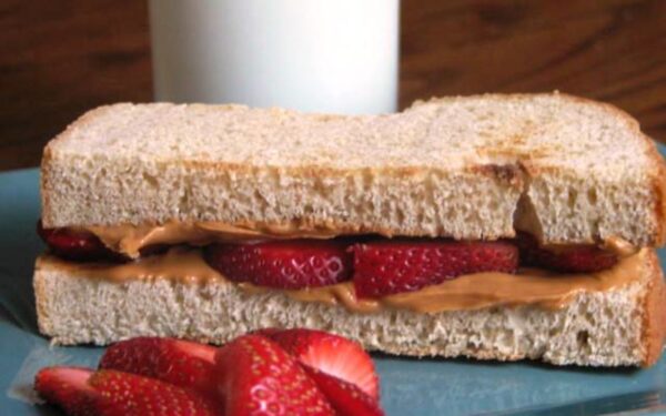 Peanut Butter Fruit Sandwich
