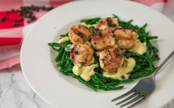 Pepper Grilled Scallops