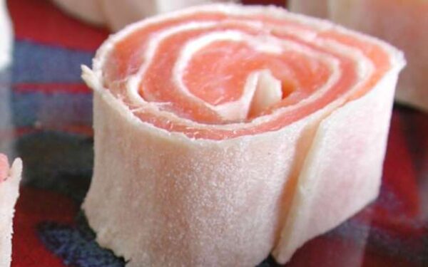 Smoked Salmon & Cream Cheese Swirls