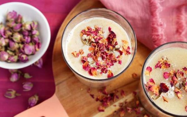 Thandai (Indian Almond Drink)